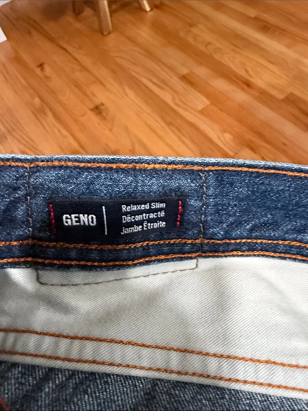 Final sale-True Religion Men's Faded Blue Slim Straight Jeans 32x30